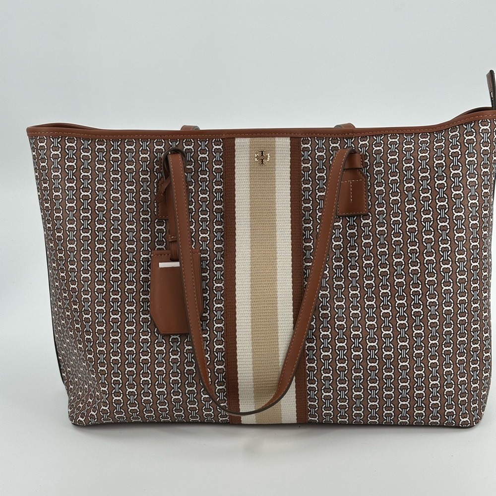 Tory Burch Brown Gemini Link Tote Bag.